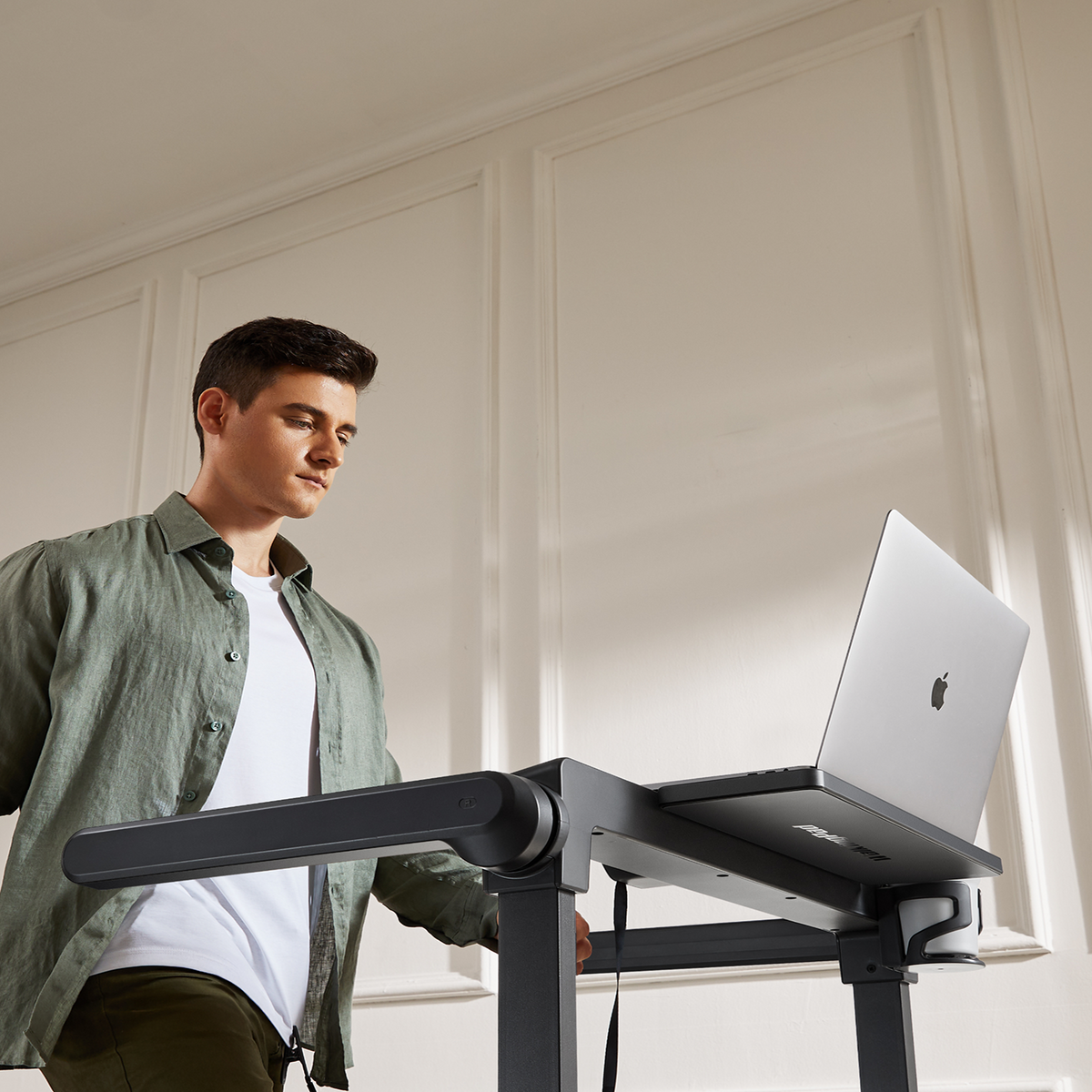 MX10 KingSmith Vertical Fold Treadmill